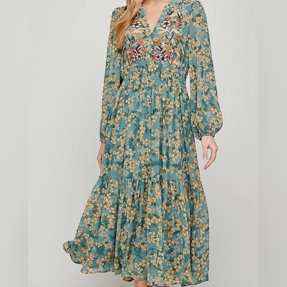 See and Be Seen Large Embroidered Tiered Sundress with Bishop Sleeves - Picture 1 of 8